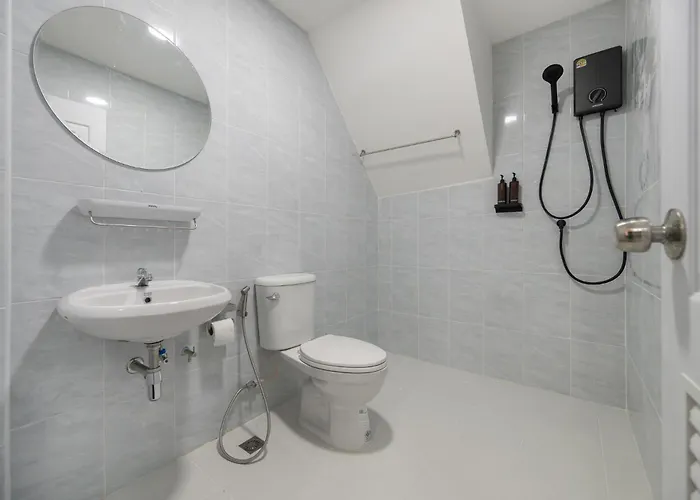 Arun Sa Wad - Chinatown House Apartment *